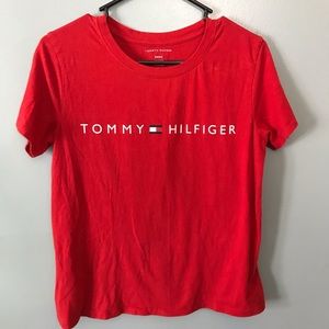 Tommy Hillfiger tee✨